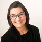 GLORIA ESCARZA