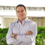 Bert Hoyos