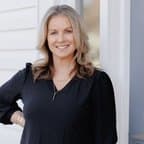Shellie Bradshaw