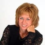 Leslie Saunders