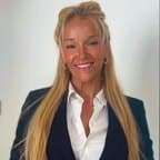 Denise Swett