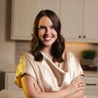 Ashlyn D Tomlin