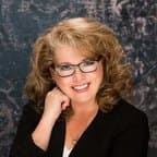 LISA MONHOLLEN