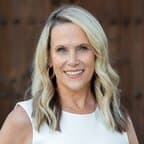 Tracy van Ravensway