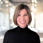 Lisa A Houtman