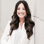 Leslie A Nowell
