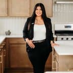 Yomira Lomeli