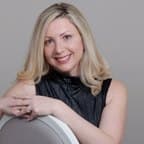 Anna Llewellyn