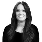 Dennelle Knudson
