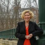 Mary Beth Breckenridge