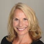 Suzy Curtis