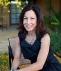 Kelly Meadows, Agent