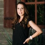 Rachel Russo, Agent
