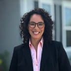 Maria E Calderon