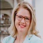 Andrea Champion