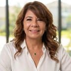 DORA FLORES