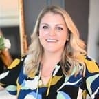 Laura Dumke