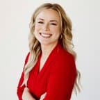 Caitlin Cravillion