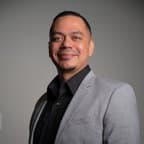 Mario Manzano