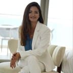 Ana Luisa Cruz